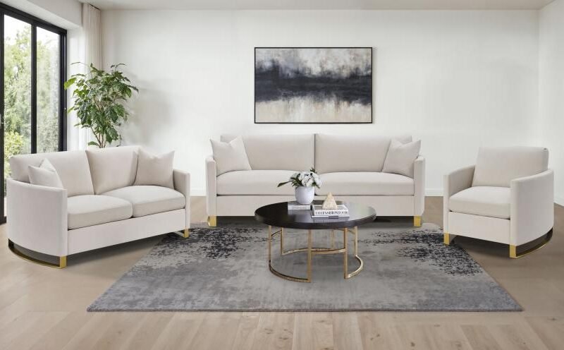 508821 s3 01x900.jpg